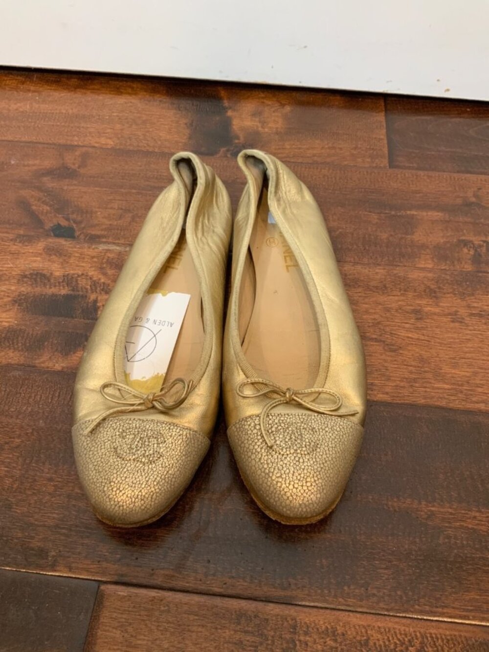Chanel Gold Leather Bow Pebbled Toe Cap Ballet Flats, Size 11.5 | 42